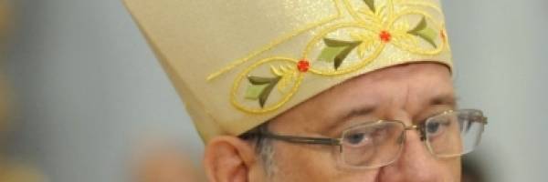 Reakcia na medializované útoky na trnavského arcibiskupa Mons. Jána Oroscha Reakcia na medializované útoky na trnavského arcibiskupa Mons. Jána Oroscha